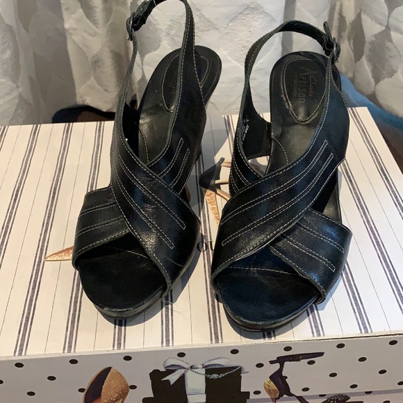 Clarks Artisan Black Heels size 6.5 - Picture 1 of 5